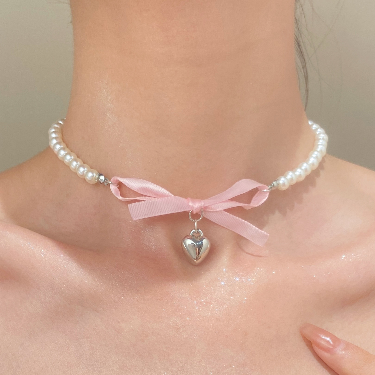 Pearl Trim Chain - สร้อยคอไข่มุกจี้รูปโบว์สีชมพูโรแมนติกจากฝรั่งเศสเครื่องประดับ2024ยอดนิยมใหม่สร้อยคอโบว์หวานบริสุทธิ์สำหรับผู้หญิง