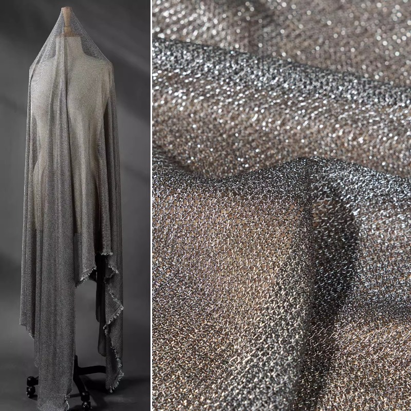 ผ้าไหมพรมสีเทาอ่อนเมทัลลิก ยืด - Crystal Mesh Fabric บทวิจารณ์และราคา