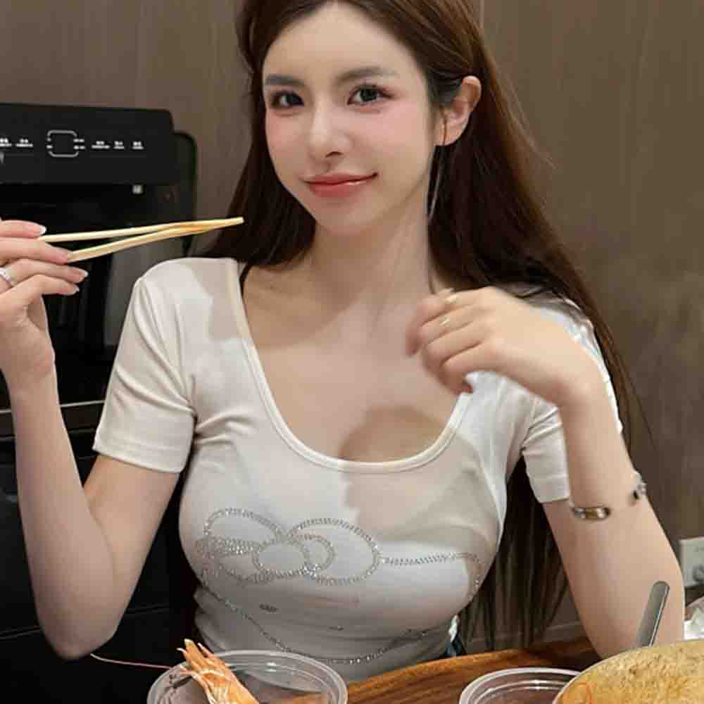 เสื้อยืดแขนสั้นลายเฮลโล คิตตี้ - Embellish Knit บทวิจารณ์และราคา
