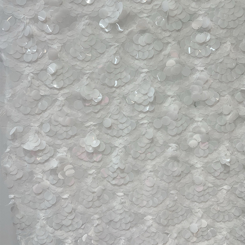 ฐานตาข่ายผ้าเลื่อมเย็บปักถักร้ - Crystal Mesh Fabric บทวิจารณ์และราคา
